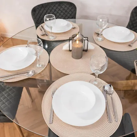 Apartman Cozy With Free Parking