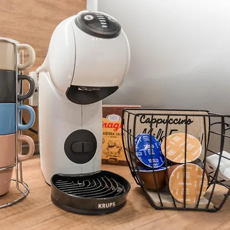 Cozy With Free Parking 公寓