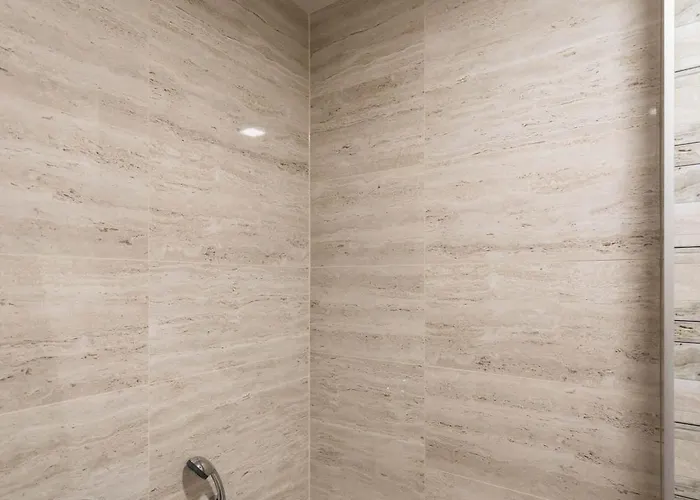 Cozy With Free Parking * Varna